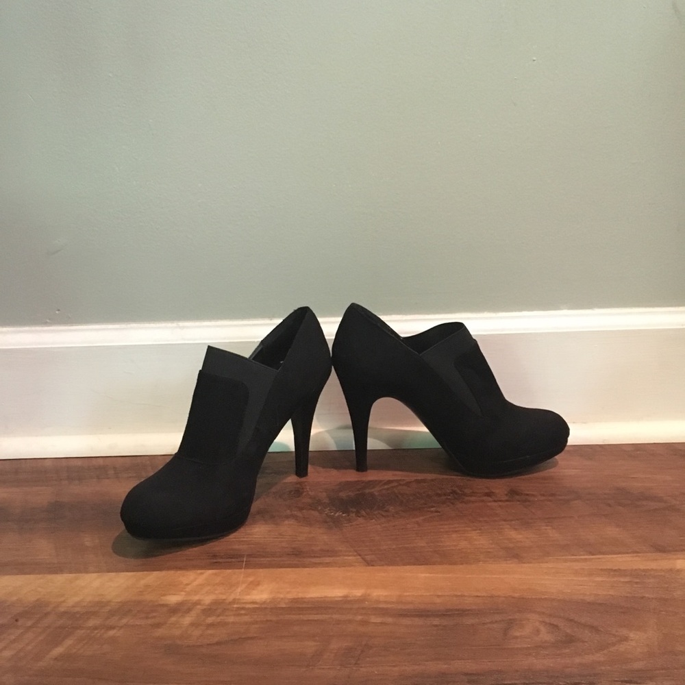 Black booties